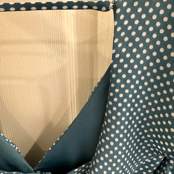 EXPRESS BLUE POLKA DOT MINI DRESS SIZE 4 FLIRTY SUMMER COUNTRY STYLE - Picture 4 of 8